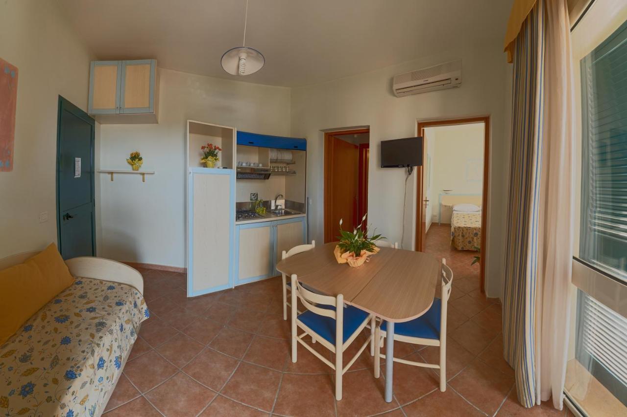 Villaggio Resort Arco Del Saracino Lido Marini Esterno foto