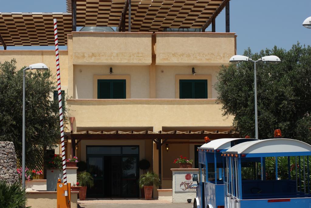 Villaggio Resort Arco Del Saracino Lido Marini Esterno foto