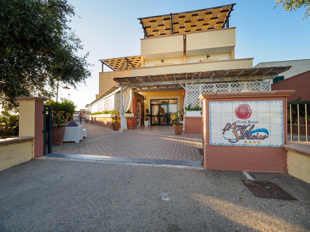 Villaggio Resort Arco Del Saracino Lido Marini Esterno foto