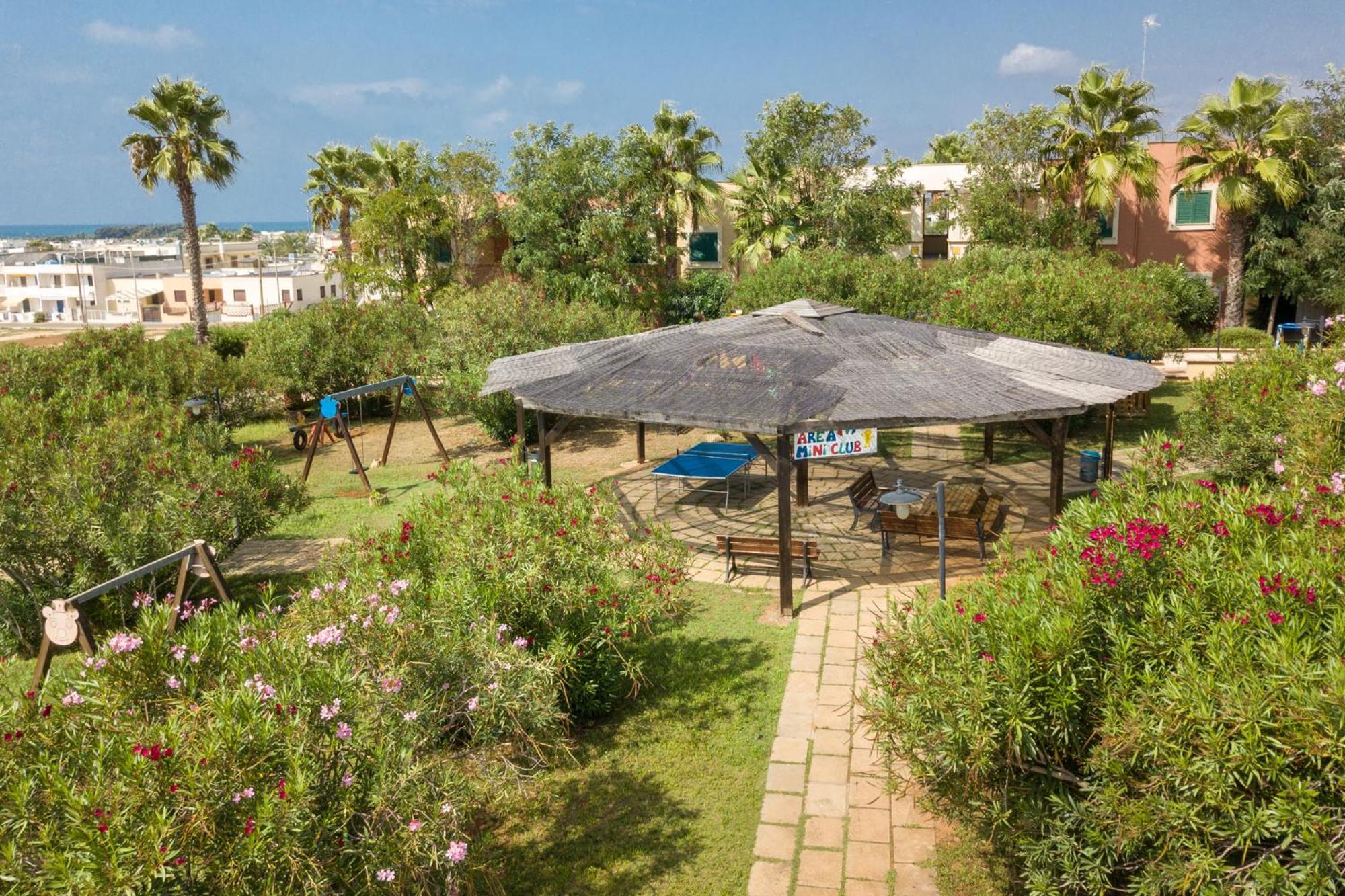 Villaggio Resort Arco Del Saracino Lido Marini Esterno foto